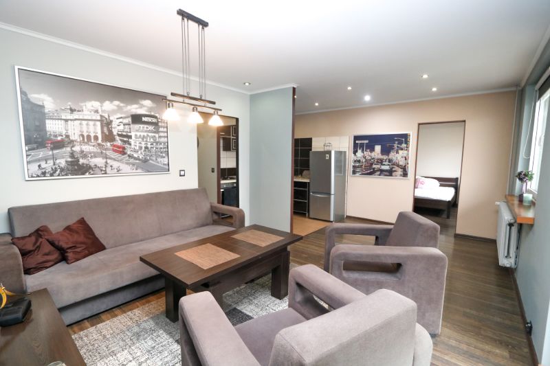 M-3 na ul. Opolska o powierzchni 49m2 - Jastrzębie-Zdrój